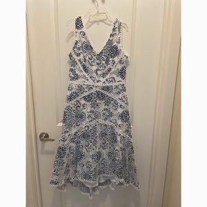 Taylor • White & Blue Lace/Floral Dress • Size 6